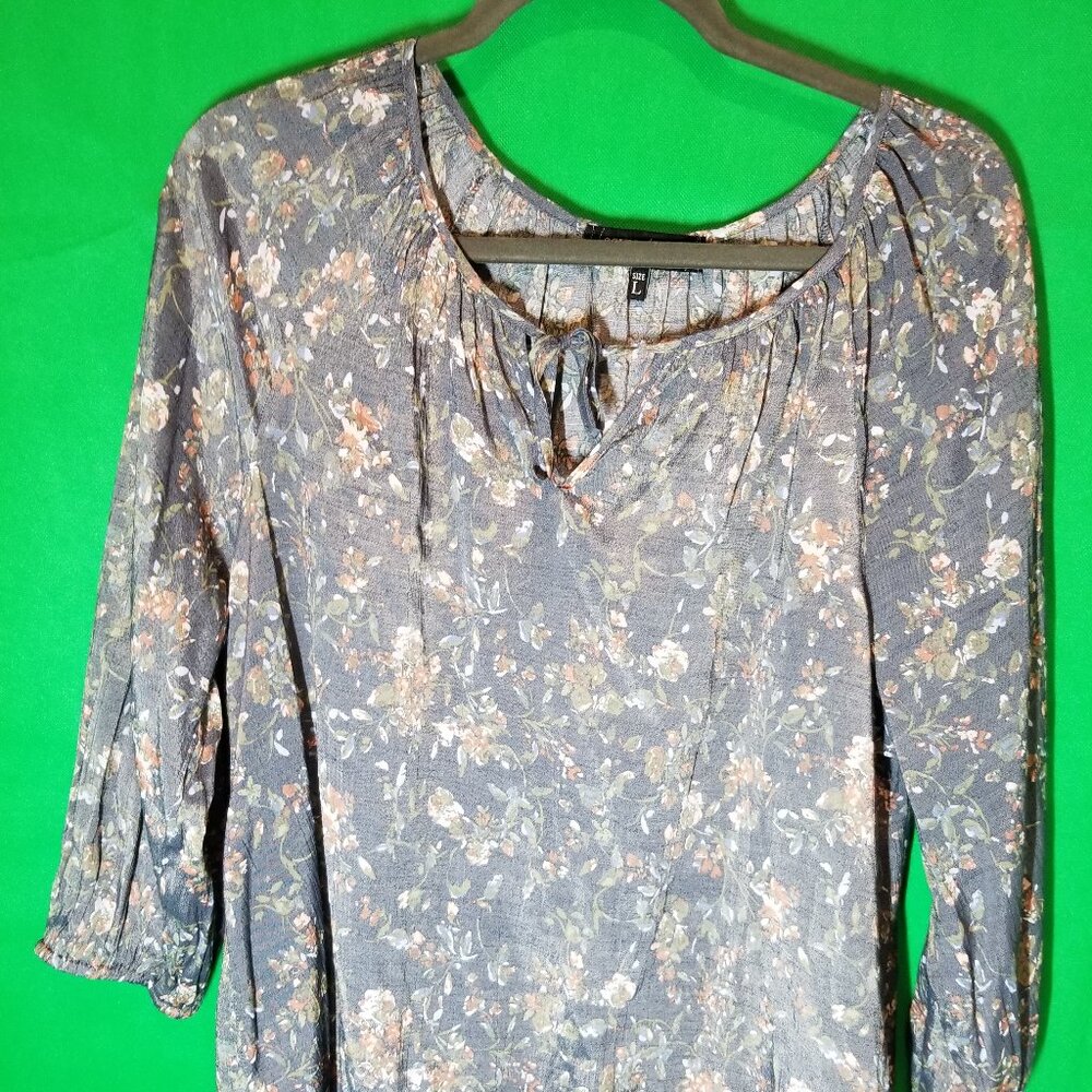 Sound/Style NY LA Womens Gray Floral Long Sleeve Top Size Large Boho Peasant